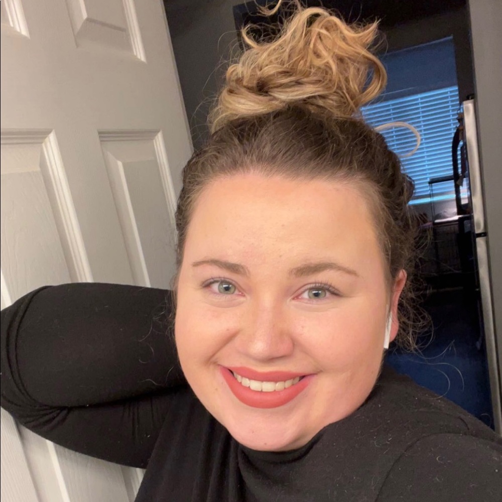Meet your Posher, Kaylea